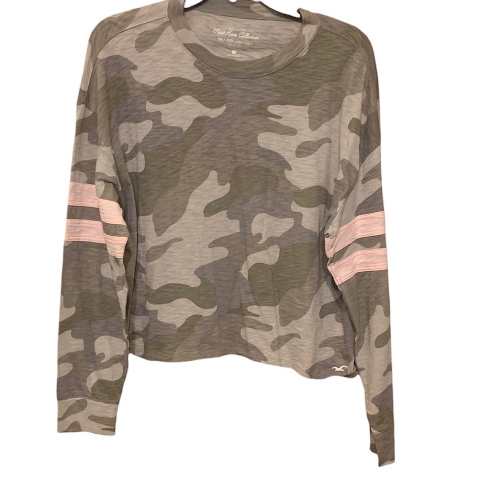 Hollister Camo Tee